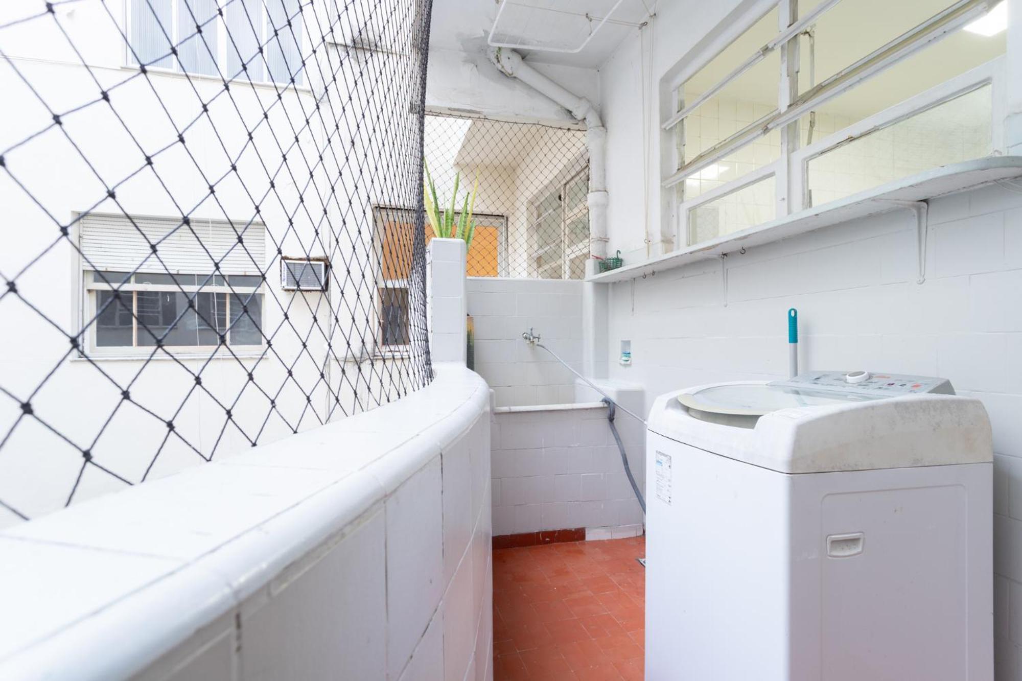 Apartamento Amplo - 3 Quartos - 1 Min Da